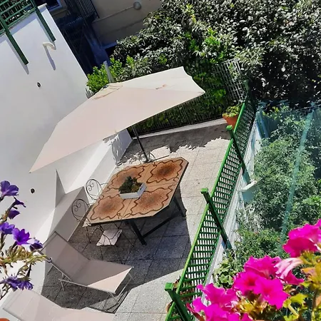 Your Lovely Nest In Hébergement de vacances *