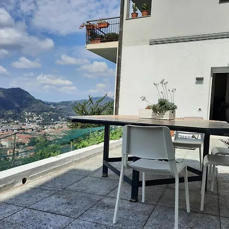 Your Lovely Nest In * 코모